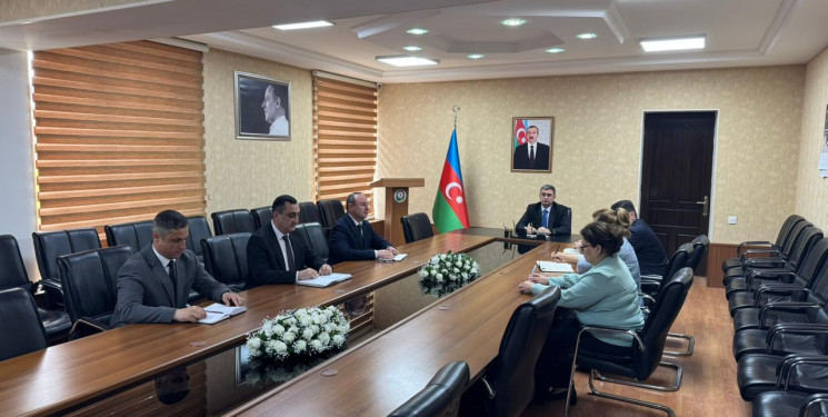 Rayon İcra Hakimiyyətinin başçısı Elşən Salahov vətəndaşların növbəti fərdi qəbulunu keçirib