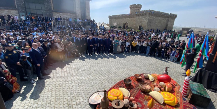 Xəzər rayonunda ümumrayon Novruz şənliyi keçirilib`